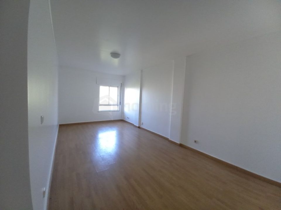 Lejlighed i Amadora, Lisbon - foto 3