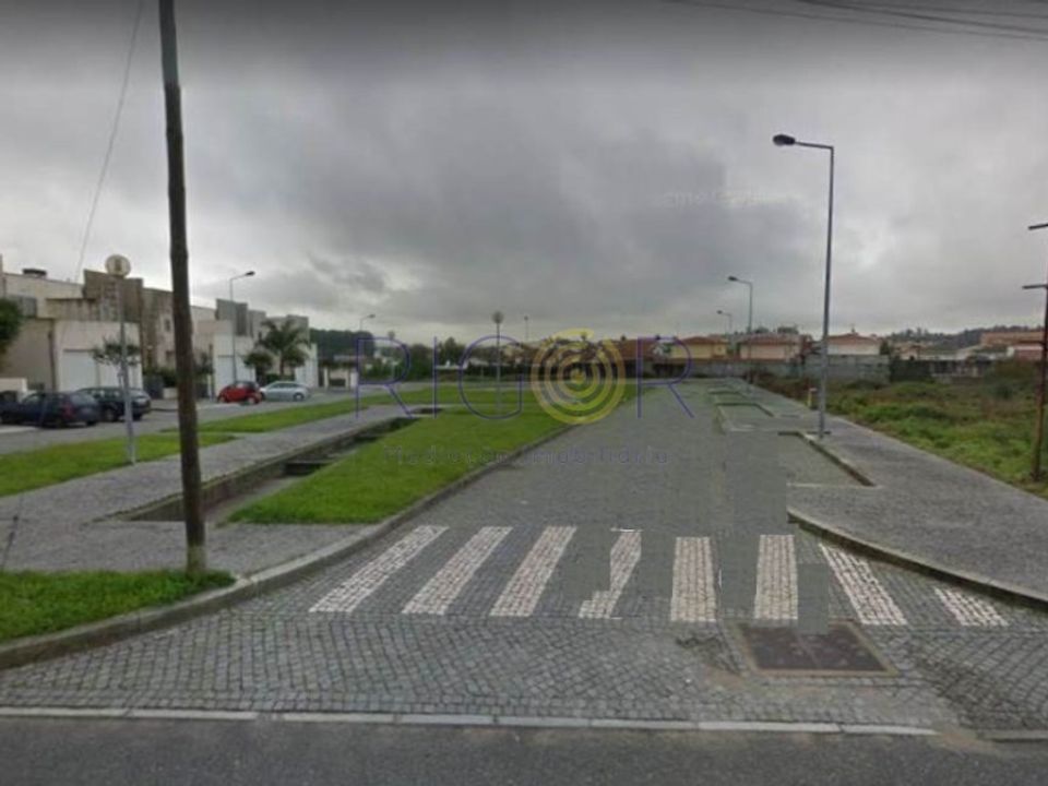 Helårsgrund i Maia, Porto - foto 2