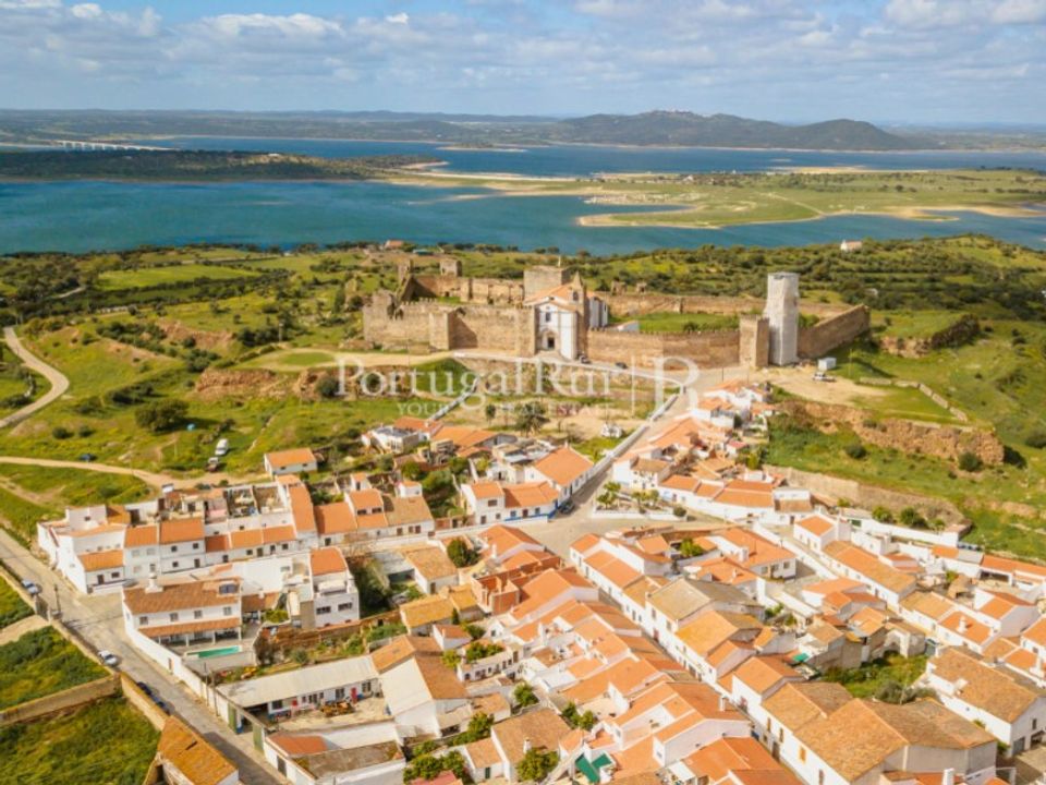Helårsgrund i Mourao, Evora - foto 1