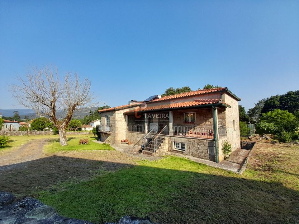 Villa i Arcos de Valdevez, Viana do Castelo - foto 1