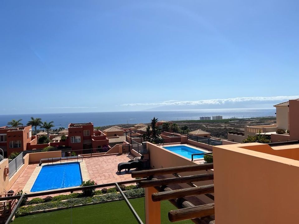Villa i La Caleta (Adeje), Tenerife - foto 1
