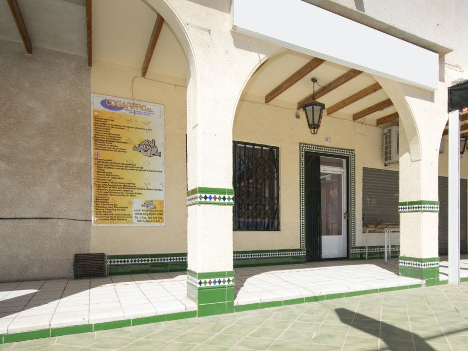 Erhvervsejendom i La Mata, Alicante - foto 1