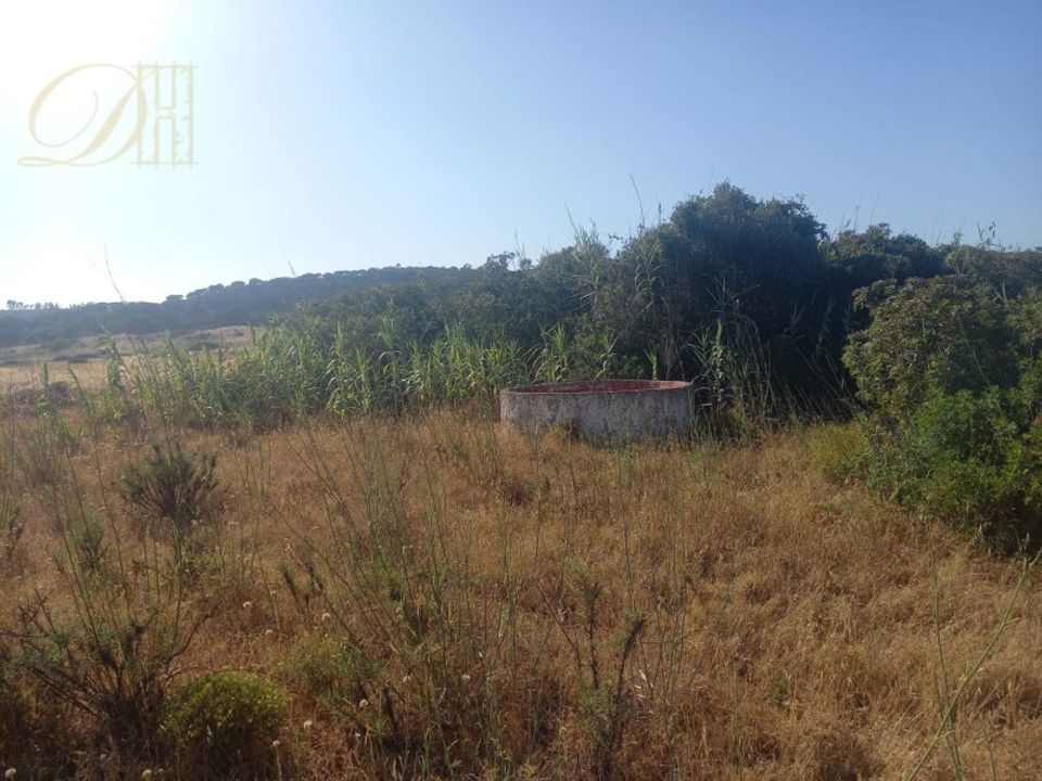 Helårsgrund i Bensafrim, Faro - foto 1