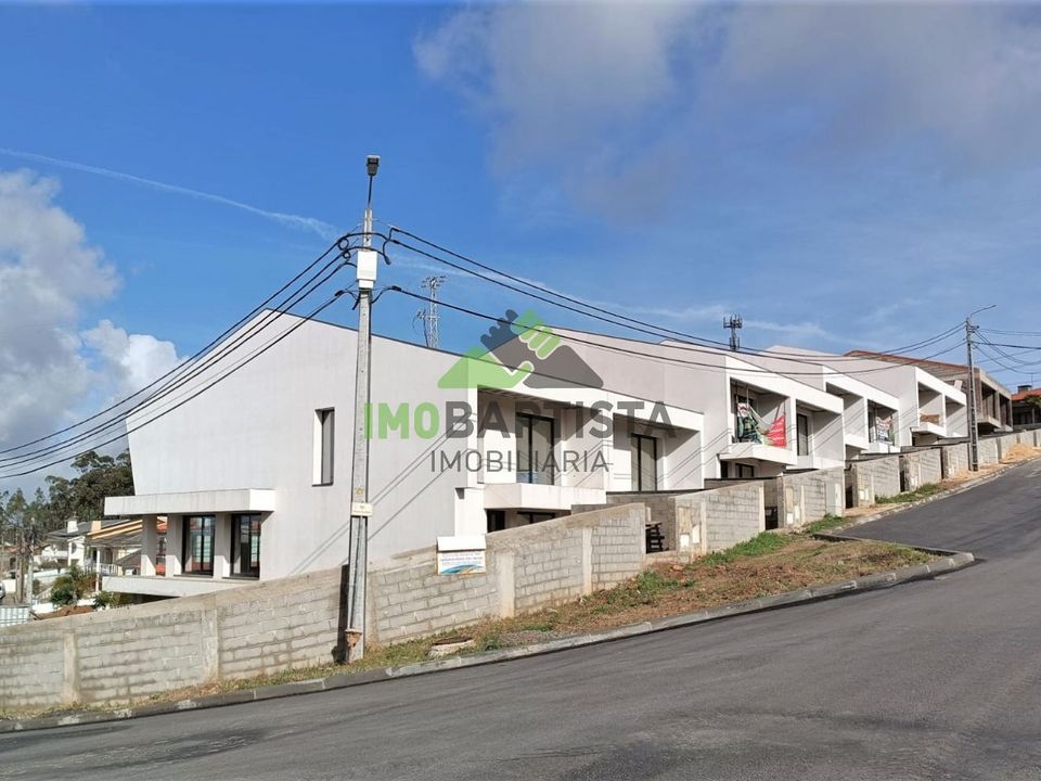 Villa i Santa Maria da Feira, Aveiro - foto 1