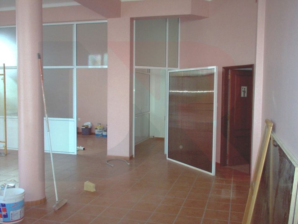 Erhvervsejendom i Entroncamento, Santarem - foto 1