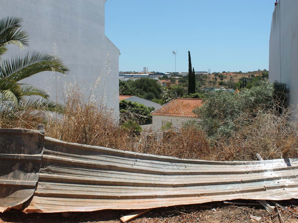 Helårsgrund i Estombar, Faro - foto 3