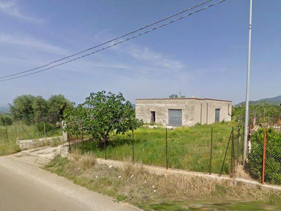 Erhvervsejendom i San Nicandro Garganico, Foggia - foto 1