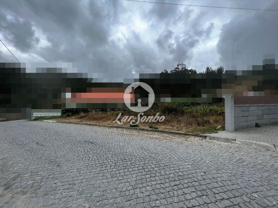 Helårsgrund i Santo Tirso, Porto - foto 1