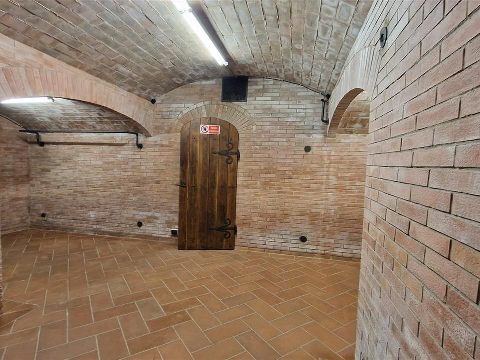 Erhvervsejendom i Siena, Siena - foto 1