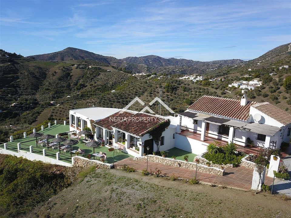 Villa en Frigiliana, Malaga - foto 1