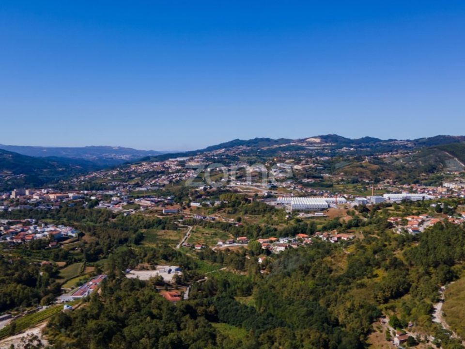 Helårsgrund i Amarante, Porto - foto 1