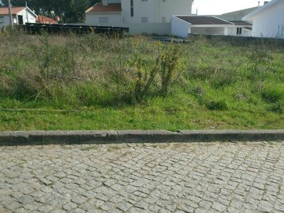Helårsgrund i Santa Maria da Feira, Aveiro - foto 1