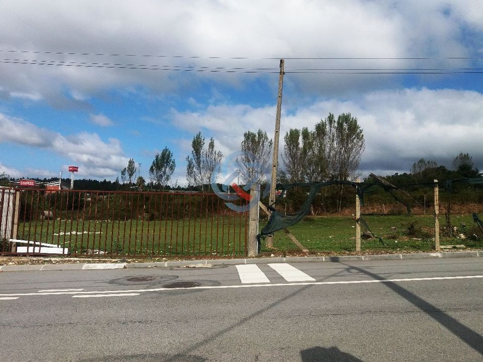 Helårsgrund i Santa Maria da Feira, Aveiro - foto 1