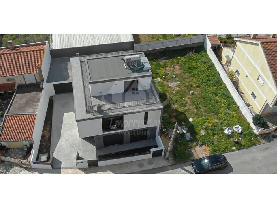 Byhus i Santa Iria de Azoia, Lisbon - foto 4