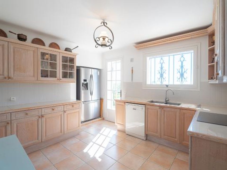 Villa i Roquefort-les-Pins, Alpes-Maritimes - bilde 2