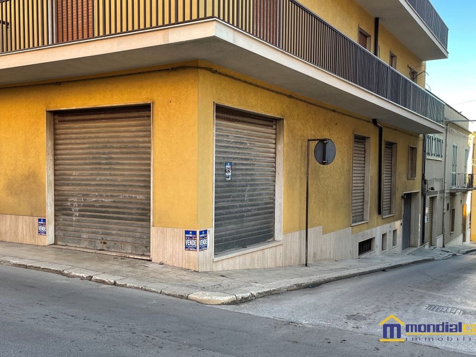 Erhvervsejendom i Pachino, Siracusa - foto 1