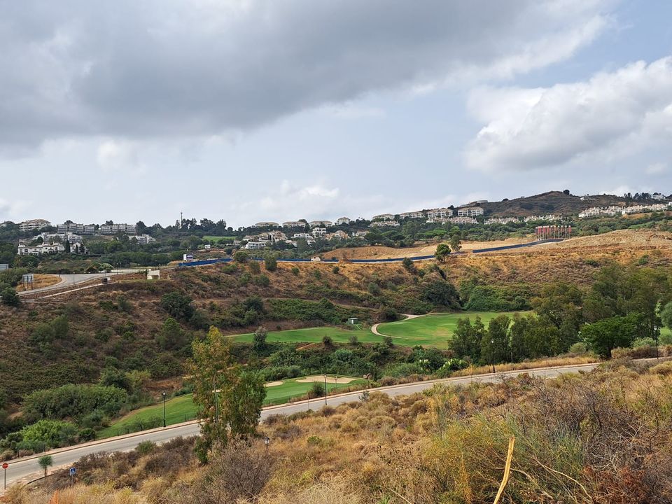 Helårsgrund i Mijas Costa, Malaga - foto 1