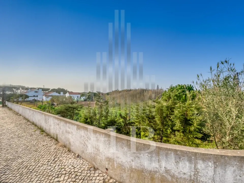 Helårsgrund i Almocageme, Lisbon - foto 1