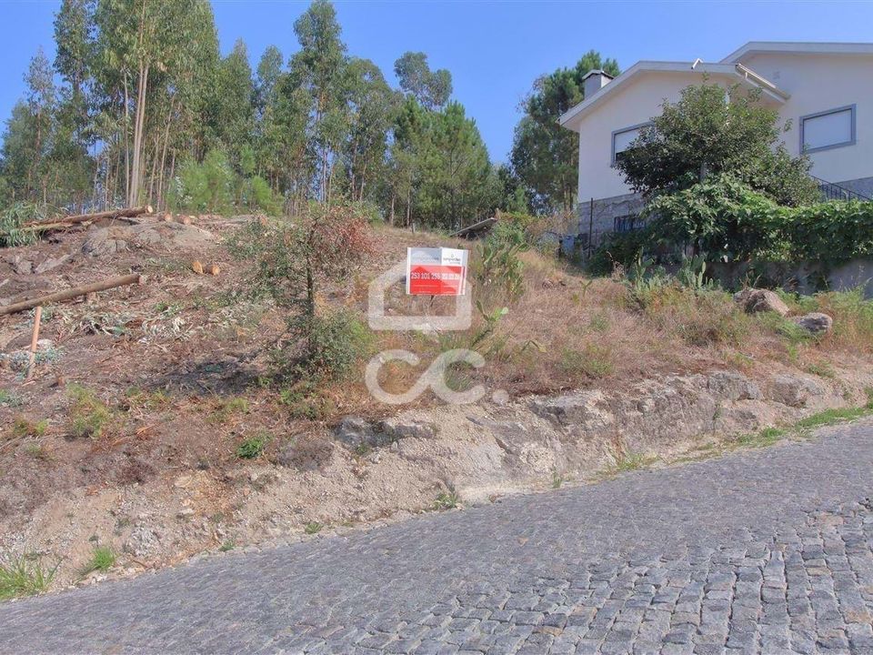 Helårsgrund i Valongo, Porto - foto 1