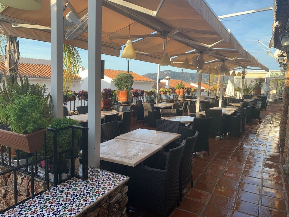 Erhvervsejendom i Nerja, Malaga - foto 2