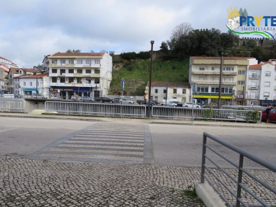 Erhvervsejendom i Serta, Castelo Branco - foto 5