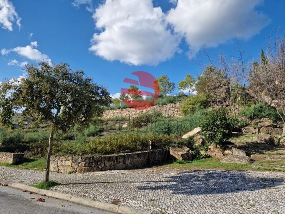 Helårsgrund i Viseu, Viseu - foto 1