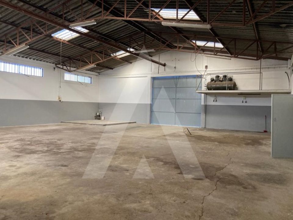 Erhvervsejendom i Oliveira do Bairro, Aveiro - foto 1