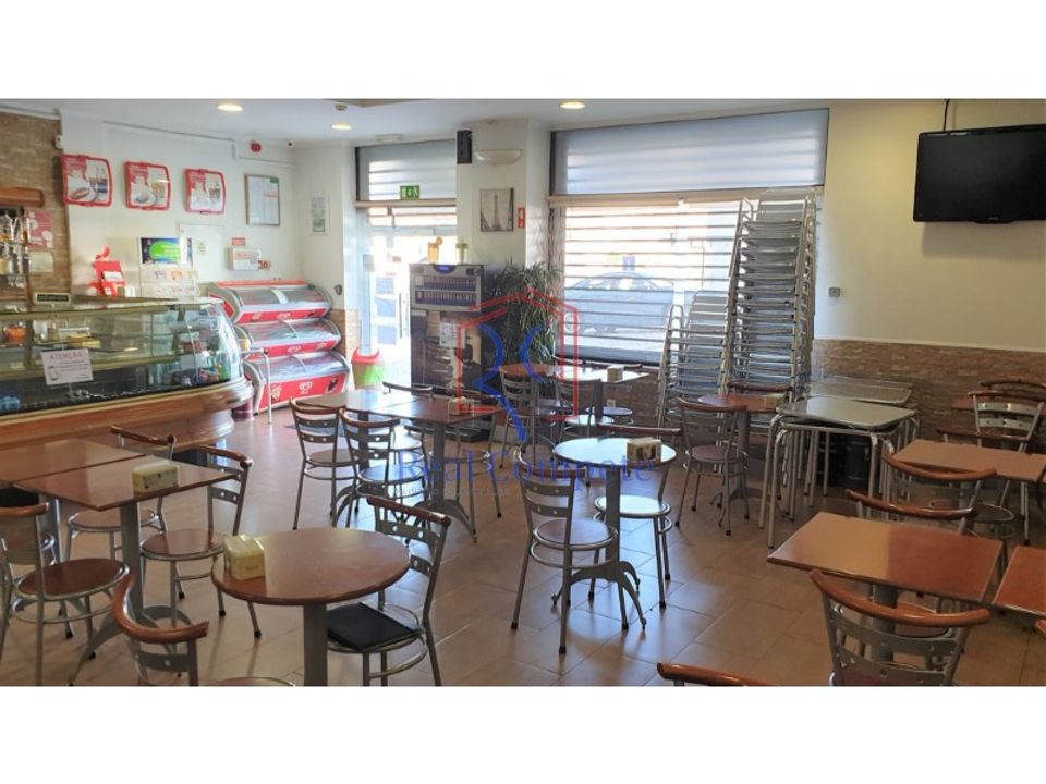 Erhvervsejendom i Laranjeiro, Setubal - foto 3
