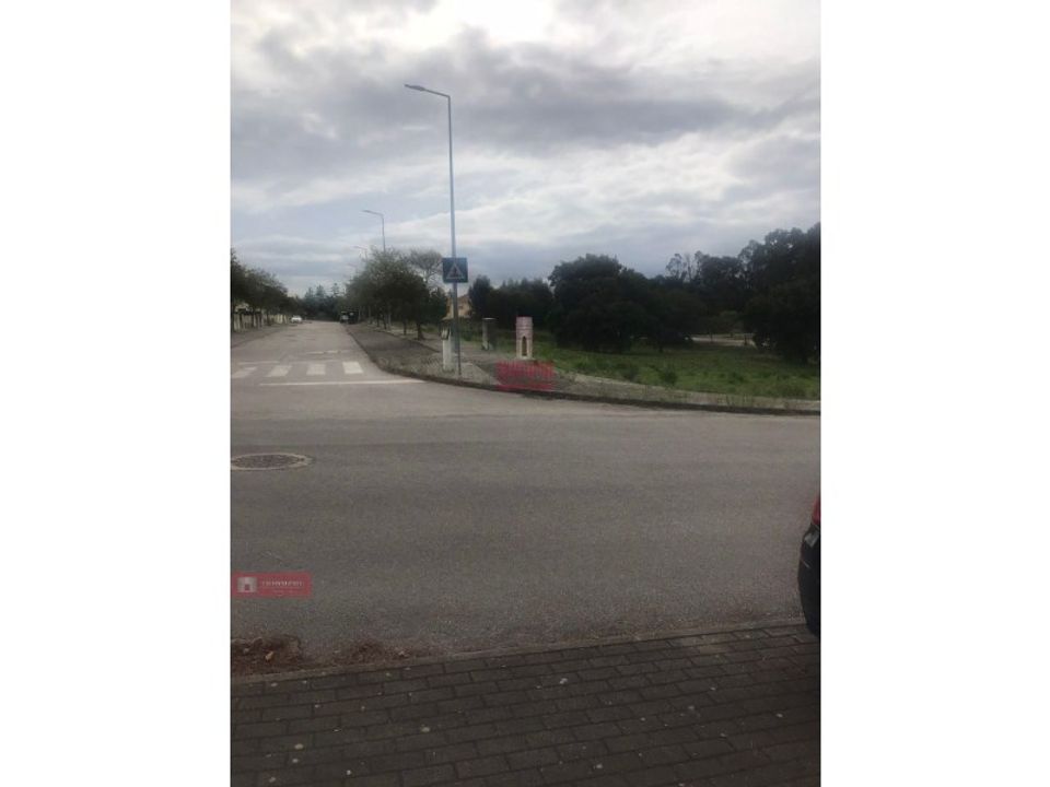 Helårsgrund i Entroncamento, Santarem - foto 1