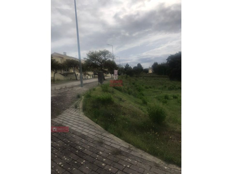 Helårsgrund i Entroncamento, Santarem - foto 2