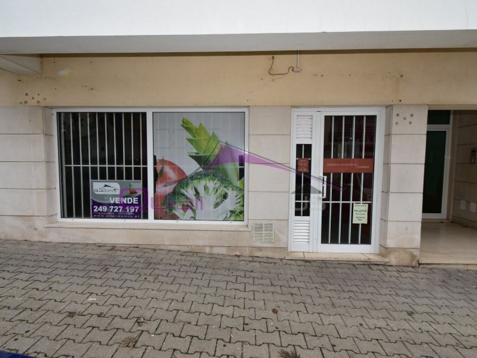 Erhvervsejendom i Vila Nova da Barquinha, Santarem - foto 1
