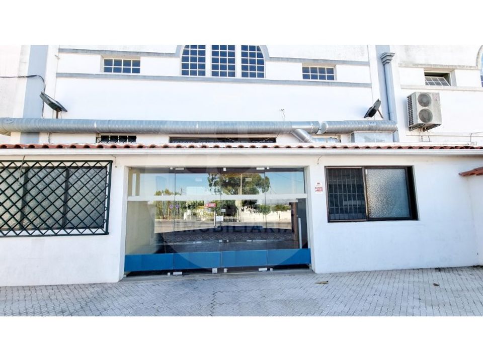Erhvervsejendom i Palmela, Setubal - foto 1