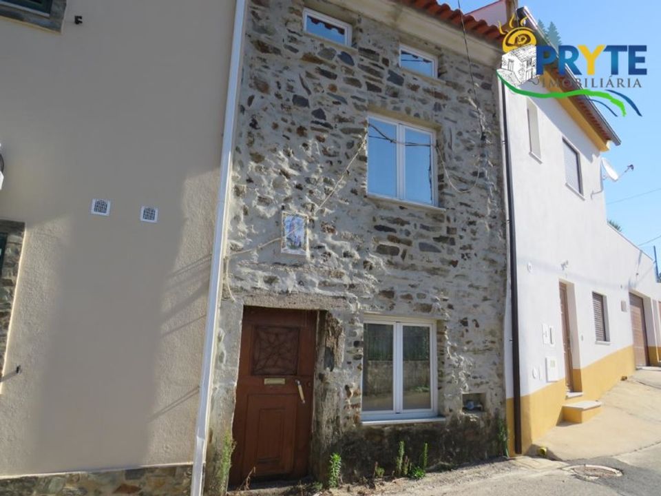 Villa i Sobreira Formosa e Alvito da Beira, Castelo Branco - foto 1