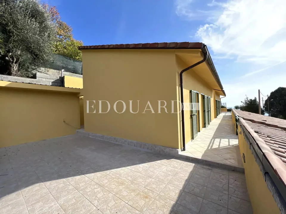 Herregård i Castellar, Alpes-Maritimes - bilde 1