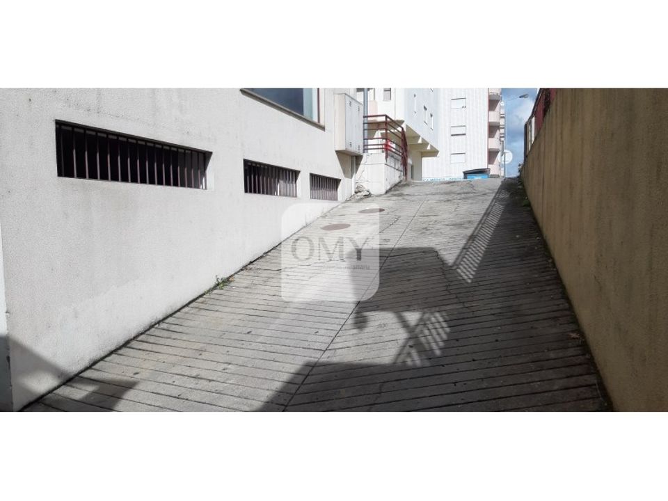 Garage i Vila Real, Vila Real - foto 5