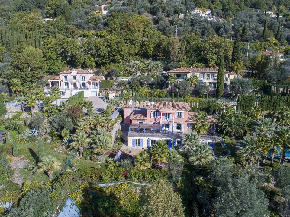 Villa i Grasse, Alpes-Maritimes - foto 1