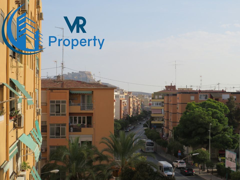 Lejlighed i Alicante, Alicante - foto 1