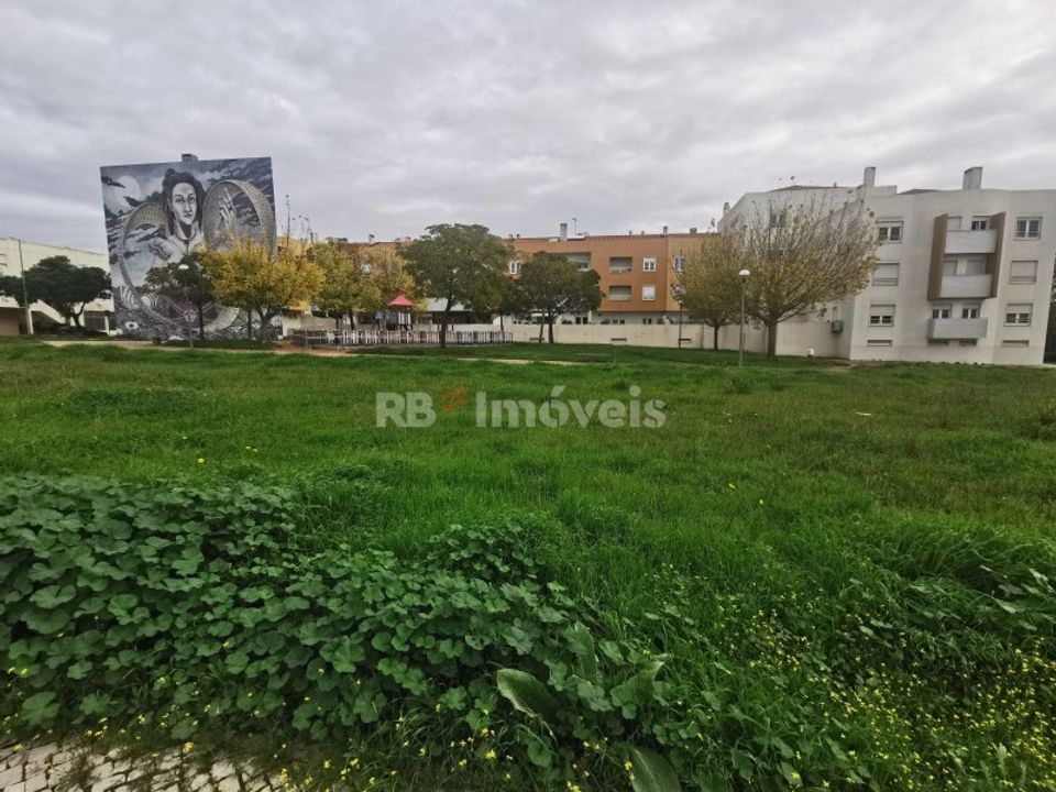 Helårsgrund i Vila Nova da Barquinha, Santarem - foto 1