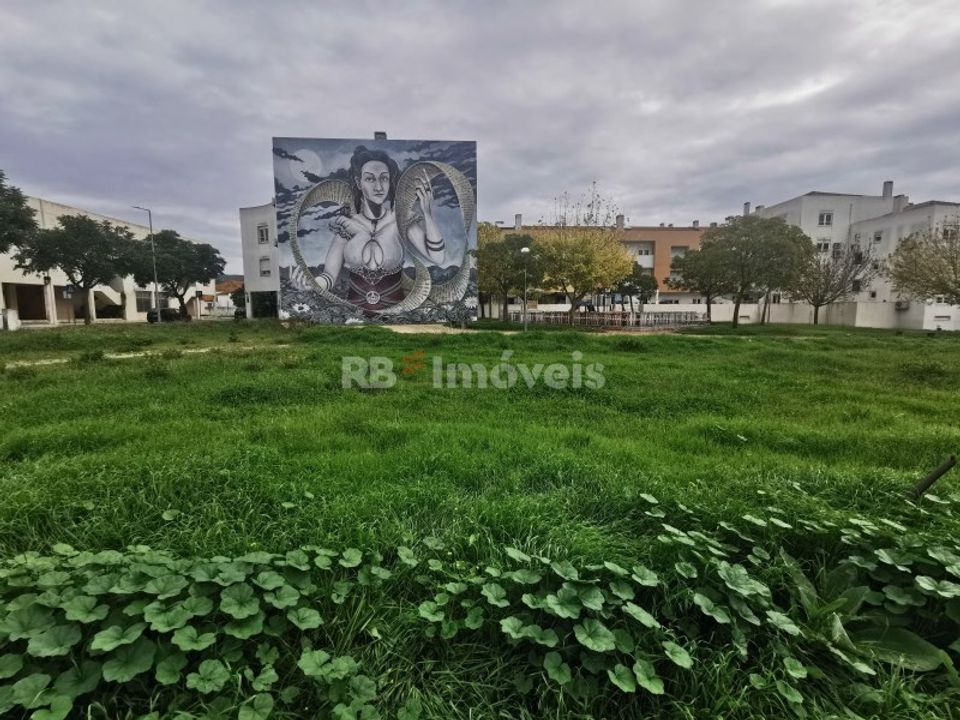 Helårsgrund i Vila Nova da Barquinha, Santarem - foto 1