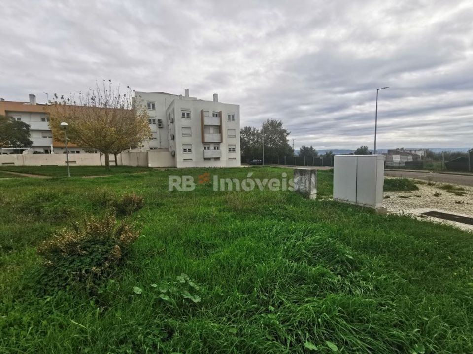 Helårsgrund i Vila Nova da Barquinha, Santarem - foto 2