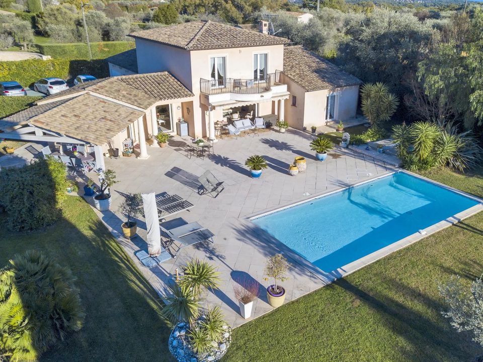 Villa i Opio, Alpes-Maritimes - foto 1