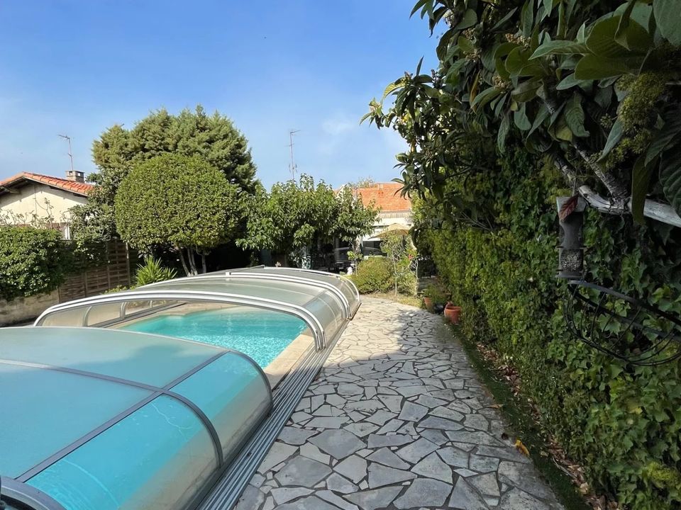 Villa i Les Pennes-Mirabeau, Bouches-du-Rhone - foto 1