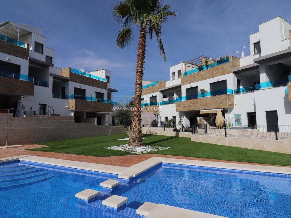 Villa en Bigastro, Alicante - foto 1
