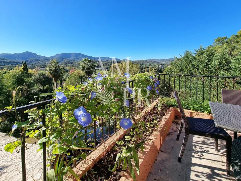 Villa i Mandelieu-la-Napoule, Alpes-Maritimes - foto 3