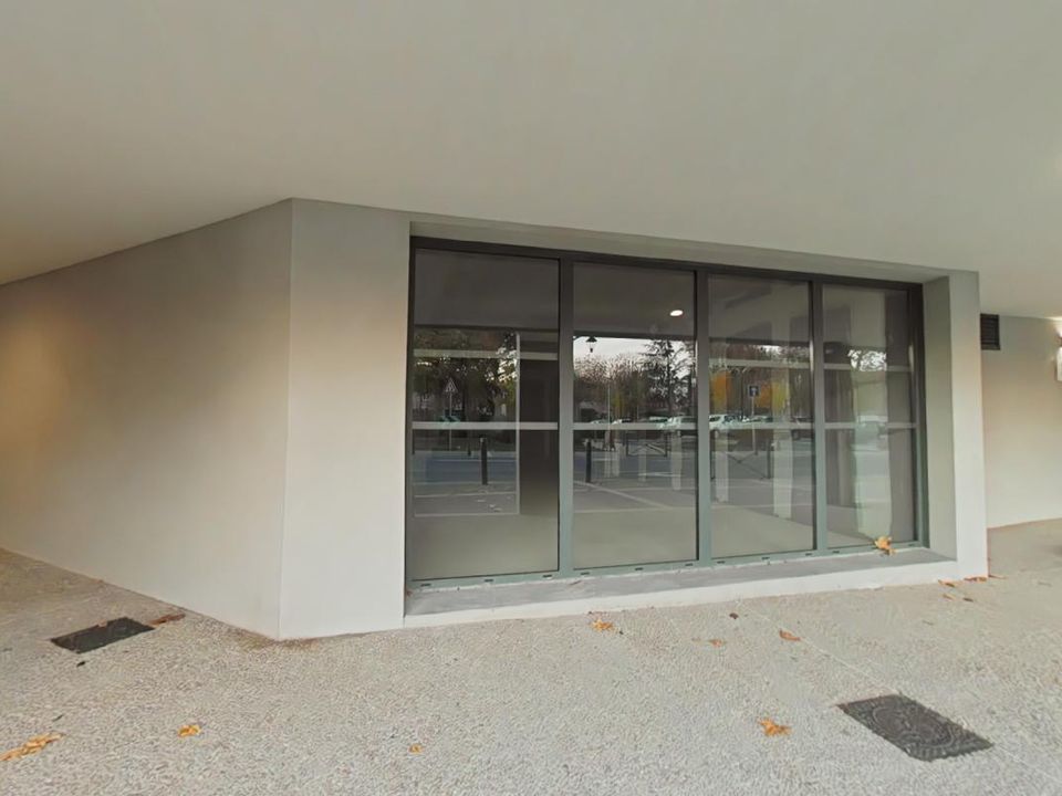 Erhvervsejendom i Pinsaguel, Haute-Garonne - foto 5