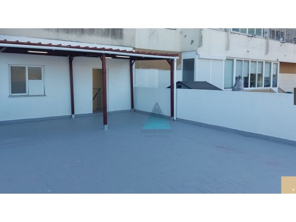 Erhvervsejendom i Barreiro, Setubal - foto 2