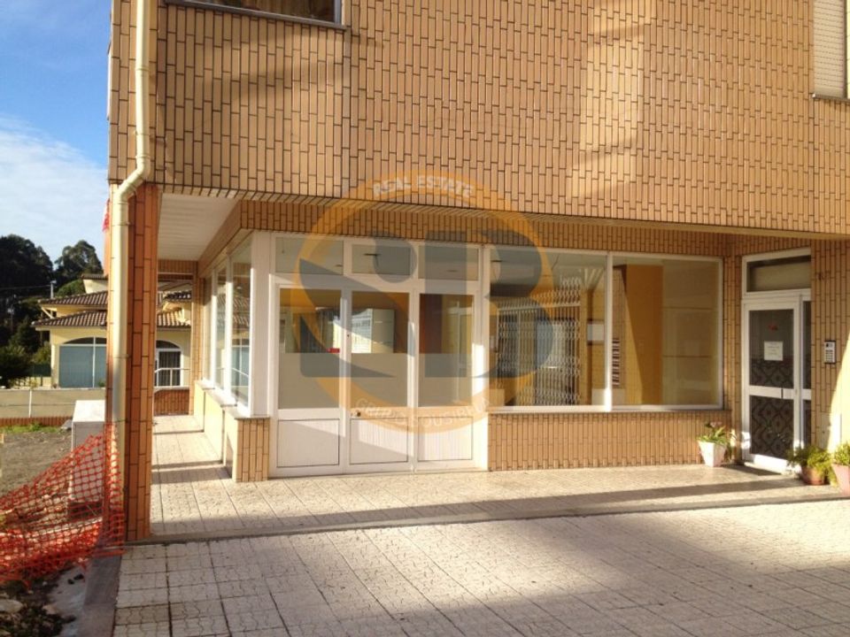 Erhvervsejendom i Nogueira do Cravo e Pindelo, Aveiro - foto 4