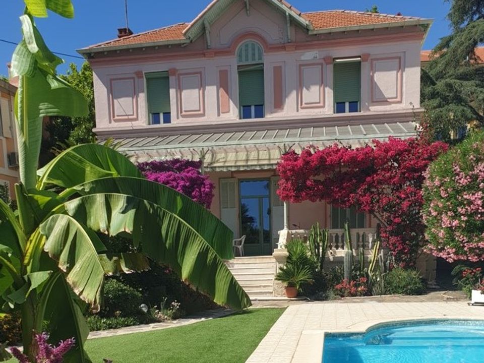 Villa i Hyeres, Var - foto 1