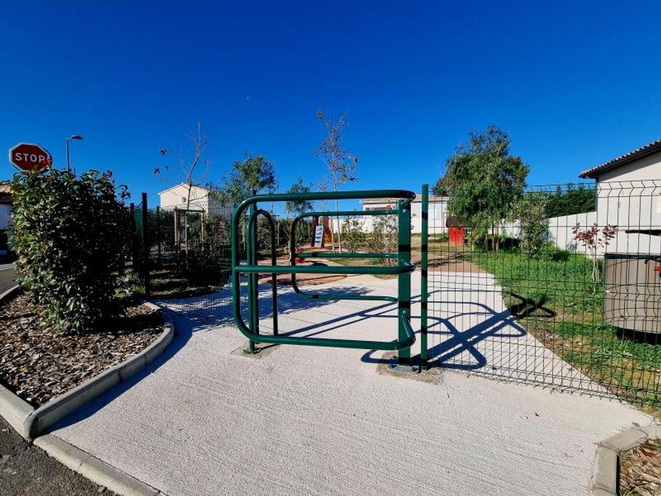 Helårsgrund i Valros, Herault - foto 3