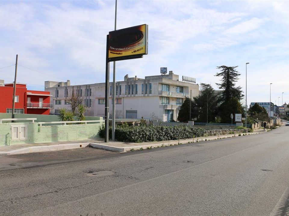 Erhvervsejendom i Martina Franca, Taranto - foto 3